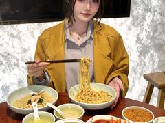 -裕兴记•蟹黄面馆(人民广场店)