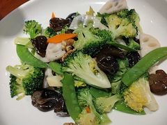 -那家老院子东北菜·饺子·小鸡炖蘑菇(艳华街店)