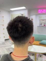 -米娜护肤造型