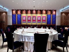 -凤凰楼酒家·粤宴点心(华强北店)