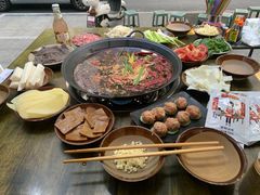 -黄潇洒老火锅(九眼桥宏济巷店)