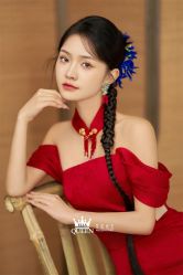 点击看大图 -艾拉·女王婚纱礼服馆