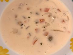 奶油海鲜浓汤-萨莉亚意式餐厅(莲花国际广场店)