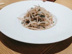 -渝信川菜 · 川味家常菜(财富购物中心店)