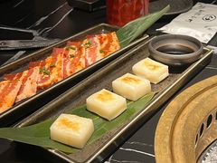 -山川小町·极番烧肉(新地假日广场店)