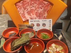 -牛YO寿喜烧·铁板烧和牛火锅自助(市府恒隆店)