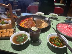 -憨铁匠老火锅(龙岗万科里店)