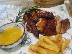 -茶港·点心·啫啫煲(范湖万达广场店)