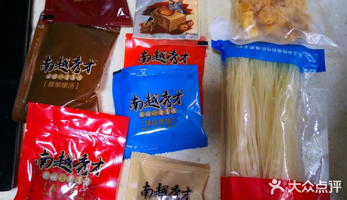 酸爽不过螺蛳粉
