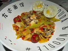酸辣牛蛙拌面-友达面馆(广州总店)