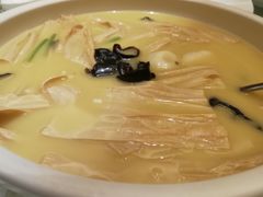 -泓历皇朝酒店(东亭店)