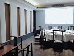 -梅花香里大酒店(郁金香路店)