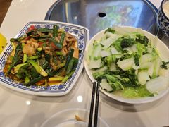 -乡土特色.冷锅鱼.牦牛肉汤锅