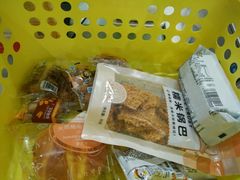 -良品铺子(海林广场店)