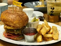 -HELLO 27 意面·沙拉·帕尼尼