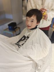 -PE SALON