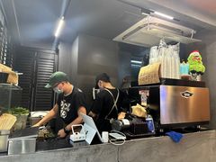 -CowCow其其·牛杂咖啡公司(六运店)