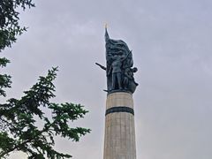 -人民防洪胜利纪念塔