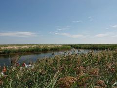 -亿利库布其七星湖沙漠生态旅游区