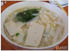 鱼丸肉片河粉汤-食味稻汕头食杂(西罗园店)