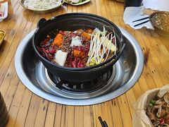 -扎起市井老火锅(乐山总店)