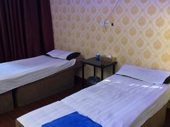 -东方亮足道(中国红街店)