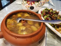 招牌汽锅鸡-小厨子私房菜·云南美食店