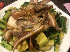 猪头肉拌黄瓜-燕青小馆(东园大厦店)