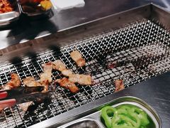 -马路牙子烧烤音乐酒馆(望京店)