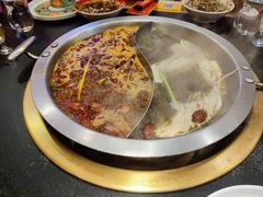 -沸炉重庆老火锅(军事博物馆店)