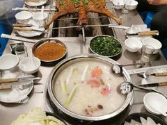烤全羊活羊点杀-去吃小龙虾·江湖菜·烧烤(南滨路店)