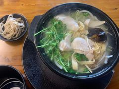 -丽虹云南过桥米线(兴工街店)