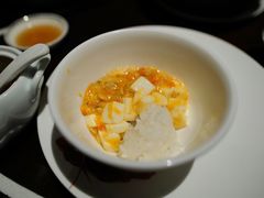 蟹粉豆腐-杭州西子湖四季酒店·金沙厅