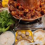 终于吃到火锅鸡了！