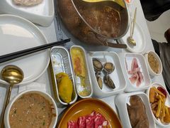 -小茉庐和牛自助火锅(龙湖万达店)