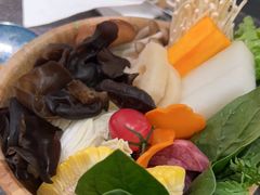 -湊湊火锅·茶憩(打浦桥日月光店)