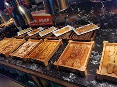 -釜御山海鲜烤肉火锅自助(新城市中心店)