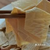 小时候最爱的零食之一   凉拌豆皮