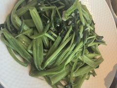 -不仔客海鲜·烧烤·270度海景餐厅(大东海店)