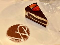 -WOLFGANG PUCK KITCHEN & BAR(迪士尼小镇店)