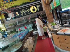 -黄泥岗·地道湖北菜(奥特莱斯店)