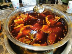 -肖肖酸萝卜鱼火锅(总店)