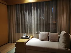 -杭州逸酒店(西湖武林店)