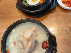 -长寿参鸡汤(朝韩风情街店)