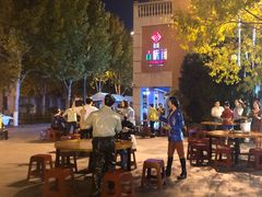 -吉庆街美食广场