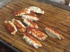 -一品鲜鱼锅贴(人民一路店)