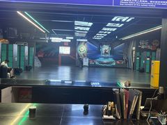 -极限PLAY运动娱乐新世界·团建派对潮玩休闲馆·室内蹦极高空游乐园