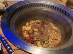 -山里屯铁锅炖·东北菜(康桥店)