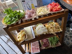 -有一锅·野生菌黑山羊腊排骨火锅(古城北门店)