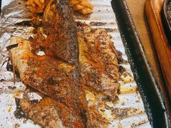 东镇给力烤鱼-老东镇啤酒屋海鲜加工·蒸汽海鲜·海鲜烧烤(台东店)